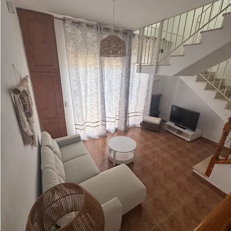 Prázdninový dům Cerca De La Playa Con Patio Privado